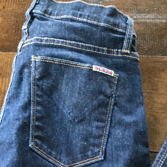 EUC near perfect Hudson jeans dark denim size 27 - Picture 2 of 7